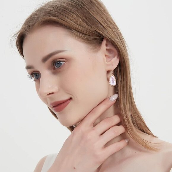 Women's 14k fish hook gold Dainty gold Wire Wrap pearl drop Earrings - Picture 2 of 6